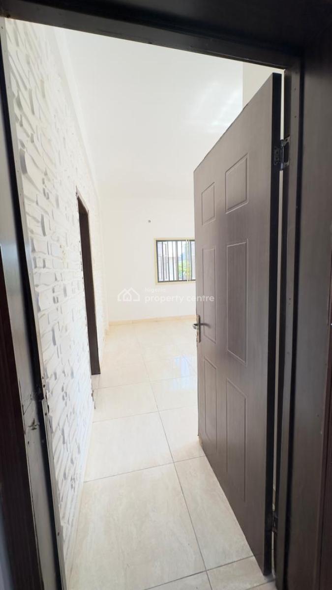 Spacious Miniflat with Balcony, Swimming Pool, Light, Canal West Estate, Osapa, Lekki, Lagos, Mini Flat (room and Parlour) for Rent