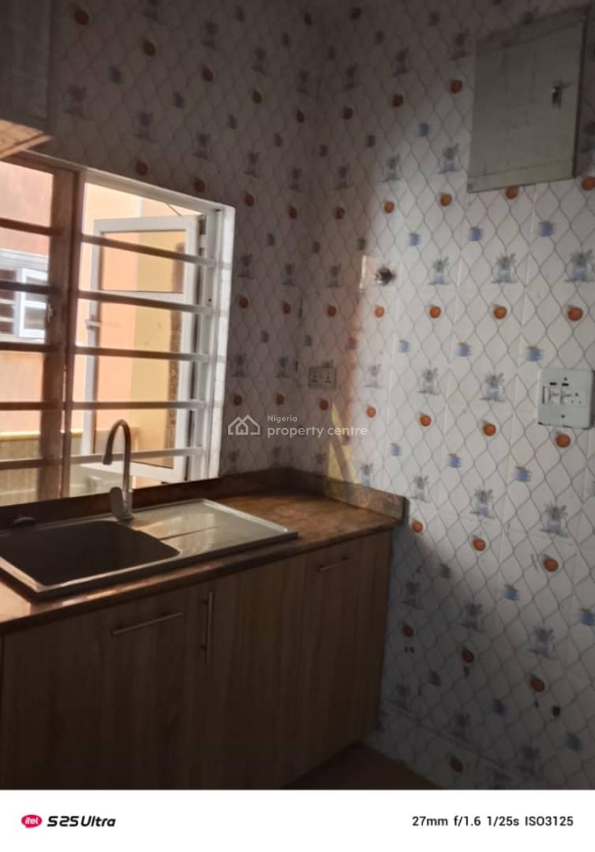2 Bedroom Flat, Atlantic View Estate, Alpha Beach Road, Lekki, Lagos, Flat / Apartment for Rent