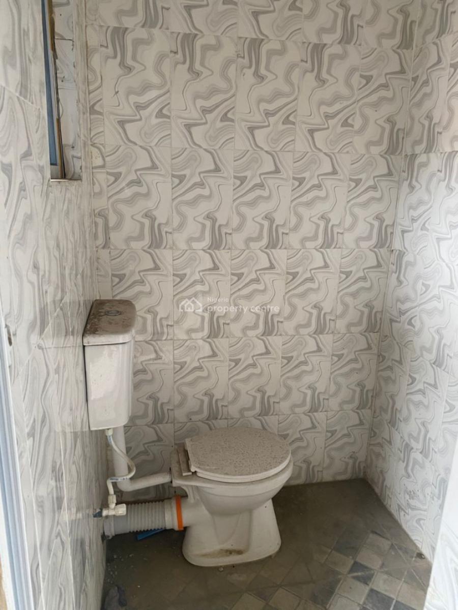 Smartly Finished Roof Self Contained, Okuta Road, Shomolu, Lagos, Self Contain (single Rooms) for Rent