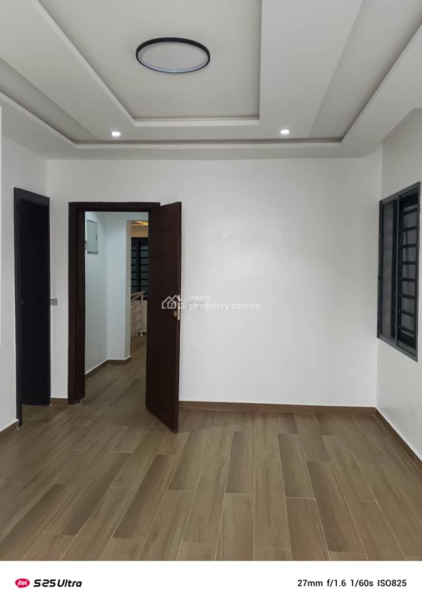 3 Bedroom Terraced Duplex, Atlantic View Estate, Alpha Beach Road, Lekki, Lagos, Terraced Duplex for Sale