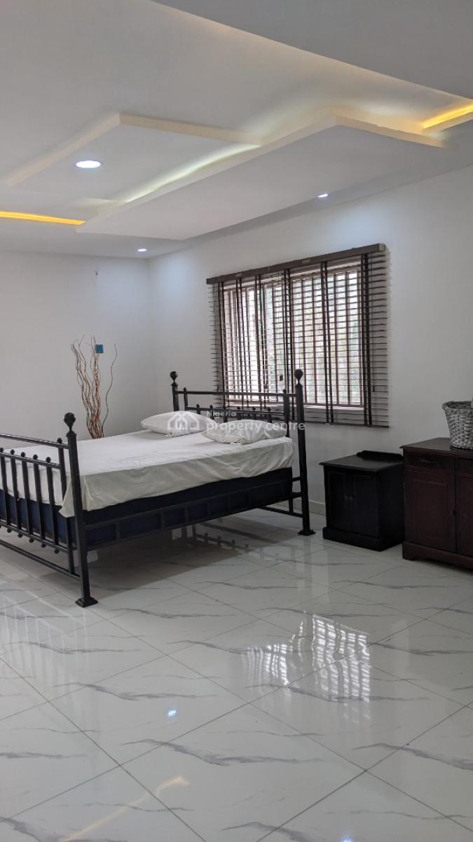 Luxury & Well-spacious 5-bedroom Semi-detached Duplex, Maryland, Lagos, Semi-detached Duplex for Sale