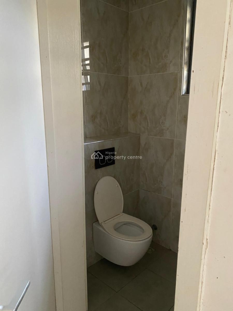 Nicely Finished Serviced 4 Bedroom Terrace with a Room Bq, Lekki Phase 1, Lekki, Lagos, Terraced Duplex for Rent