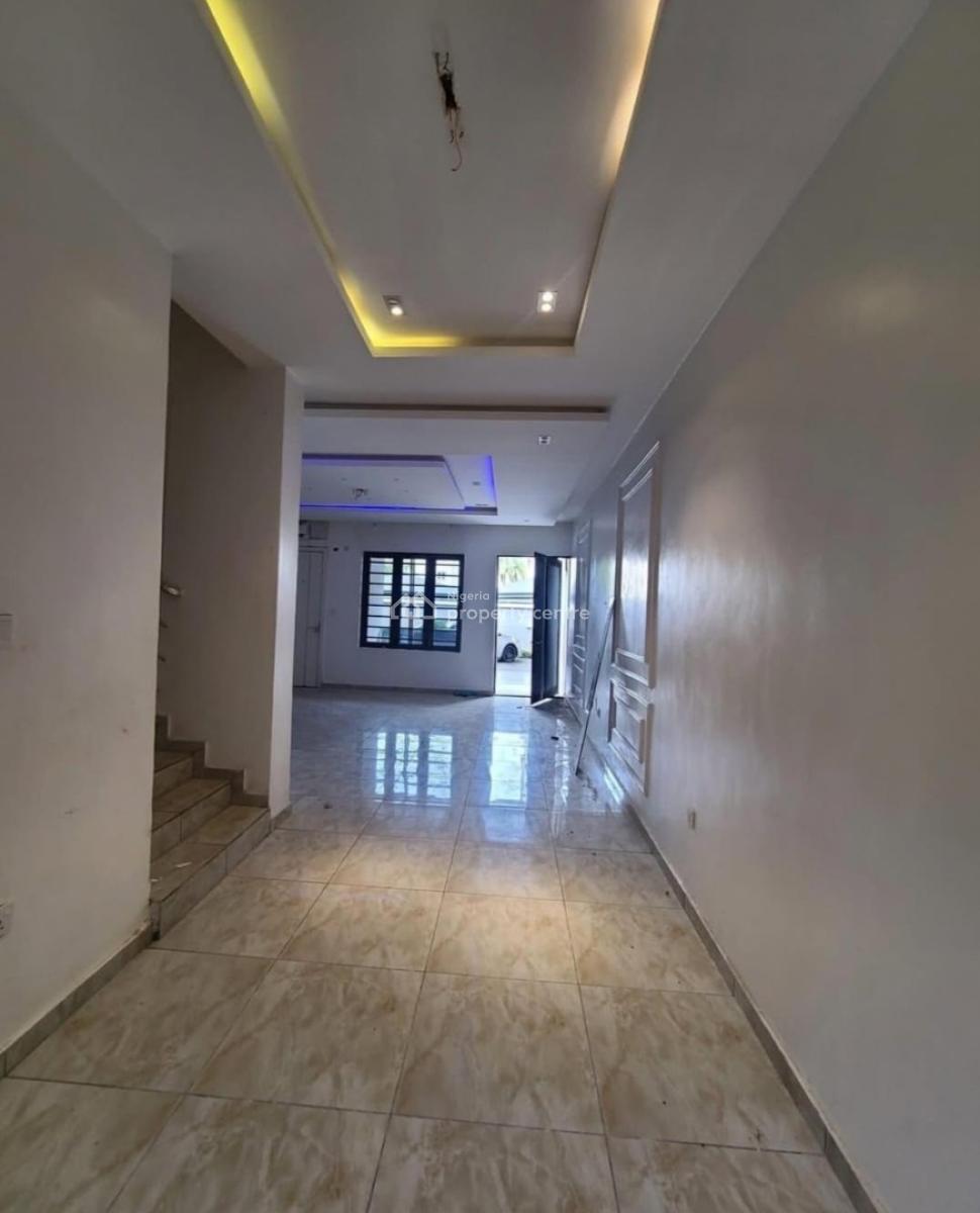 Nicely Finished Serviced 4 Bedroom Terrace with a Room Bq, Lekki Phase 1, Lekki, Lagos, Terraced Duplex for Rent