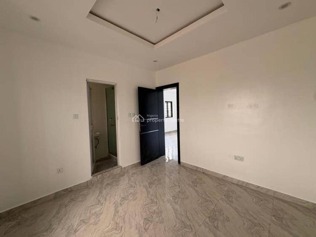 Luxury 1bedroom, Ologolo, Lekki, Lagos, Mini Flat (room and Parlour) for Sale
