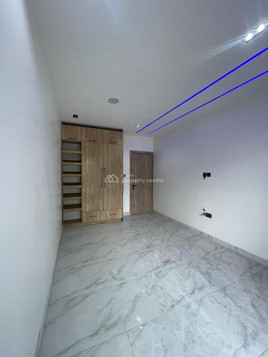 2bedroom Serviced Apartment, Freedom Way, Lekki Phase 1, Lekki, Lagos, Flat / Apartment for Sale