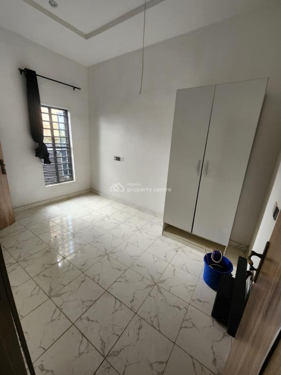 Spacious One Room Apartment, Ikota Gra, Ikota, Lekki, Lagos, Flat / Apartment for Rent