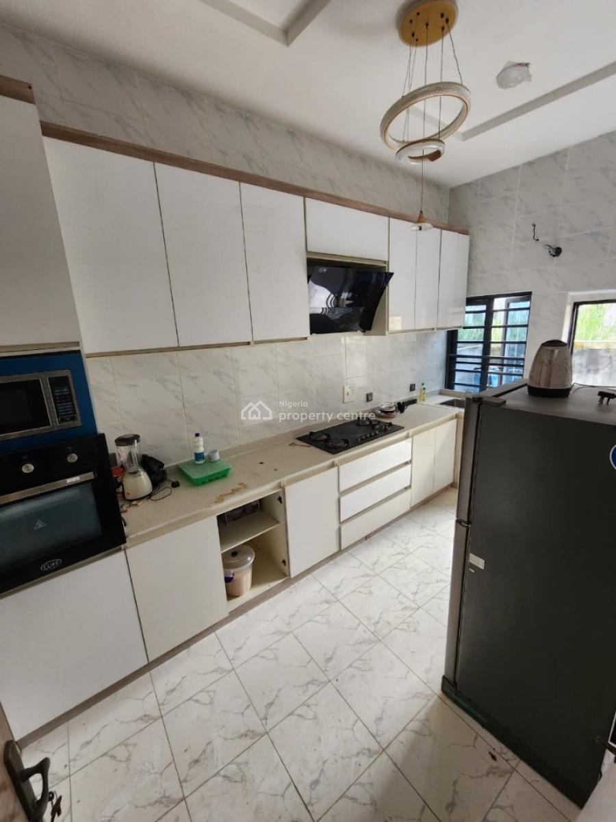 Spacious One Room Apartment, Ikota Gra, Ikota, Lekki, Lagos, Flat / Apartment for Rent