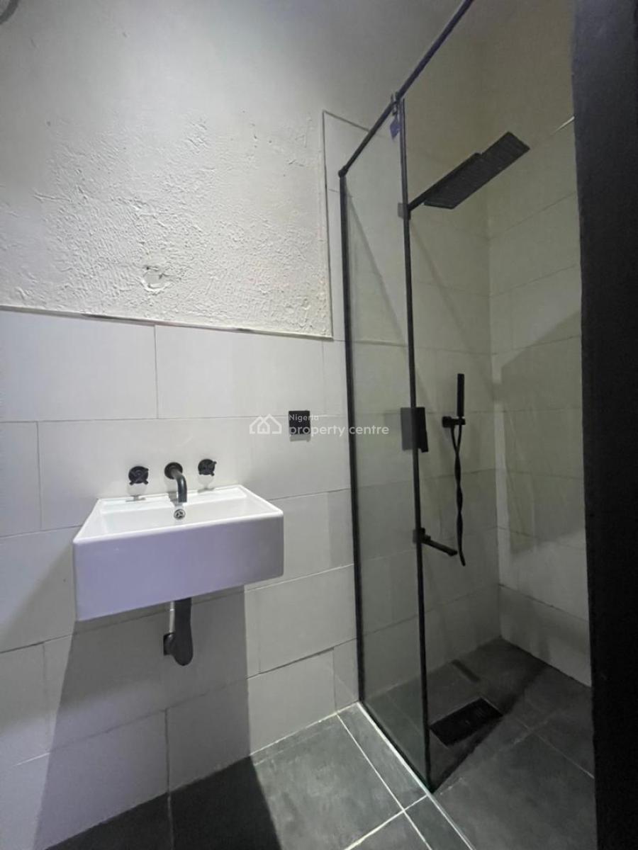 1 Bedroom Serviced Apartment, Freedom Way, Lekki Phase 1, Lekki, Lagos, Flat / Apartment for Sale