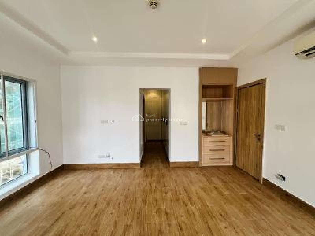 Serviced 3 Bedroom Apartment, Gym, Pool, Office Space & Bq, Perez Drive, Lekki Phase 1, Lekki, Lagos, Flat / Apartment for Rent