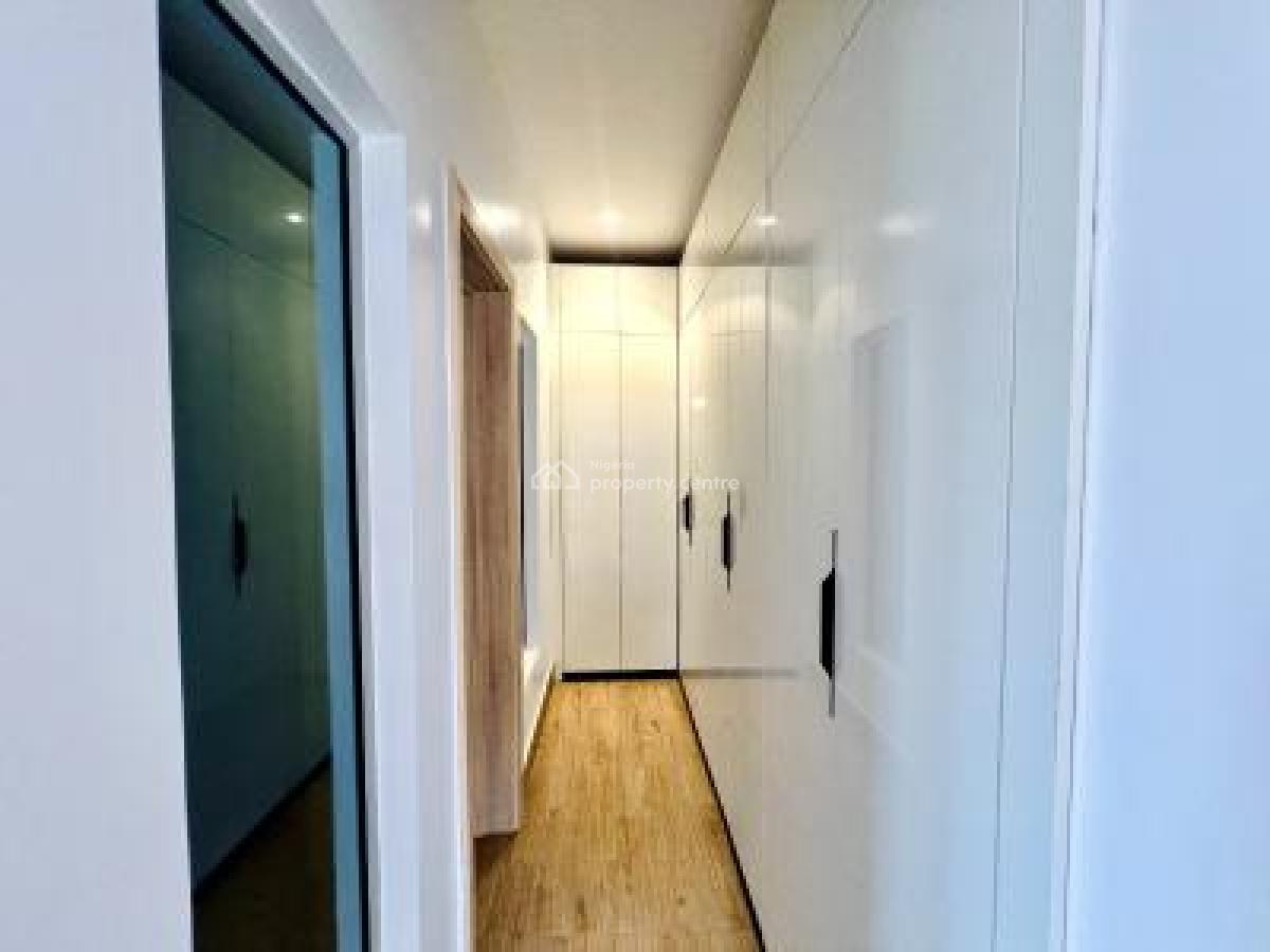 Serviced 3 Bedroom Apartment, Gym, Pool, Office Space & Bq, Perez Drive, Lekki Phase 1, Lekki, Lagos, Flat / Apartment for Rent