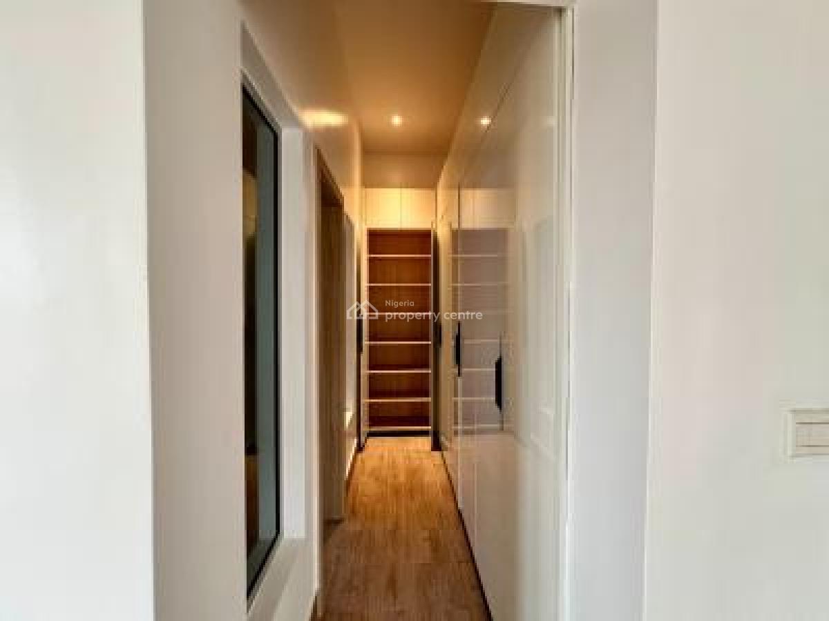 Serviced 3 Bedroom Apartment, Gym, Pool, Office Space & Bq, Perez Drive, Lekki Phase 1, Lekki, Lagos, Flat / Apartment for Rent