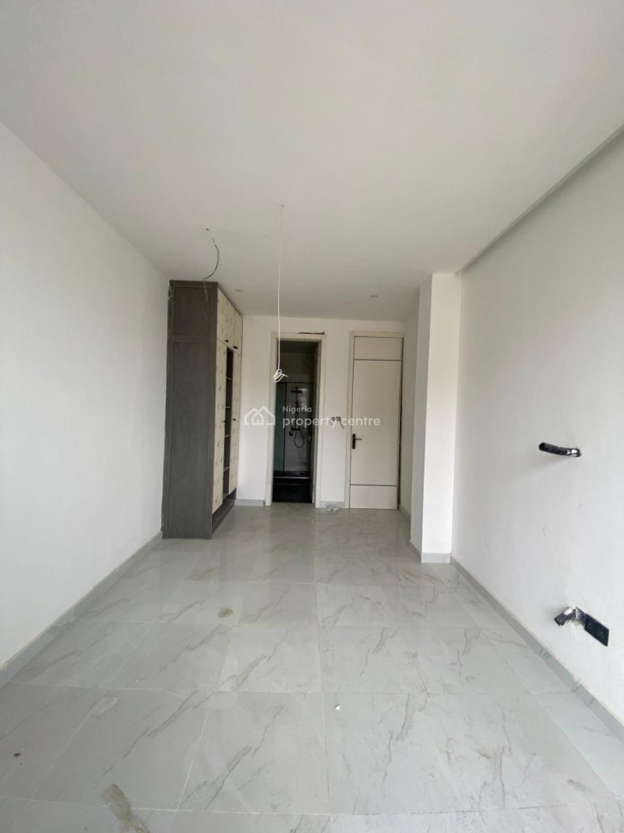 Affordable 2 Bed  Bedroom Apartment with Elevator, Gym & S/pool, Lekki Phase 1, Lekki, Lagos, Block of Flats for Sale