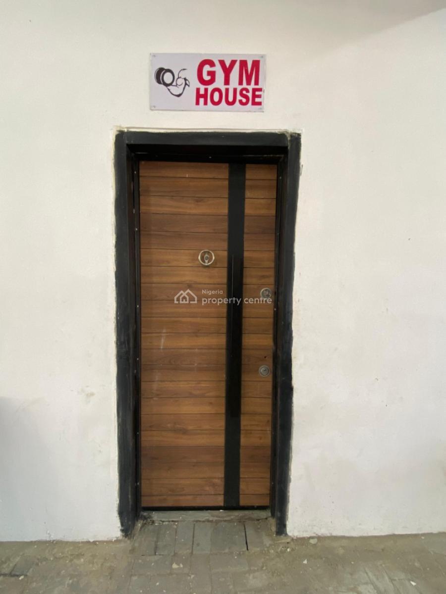 Spacious,3 Bedroom Apartment with Elevator, Gym & S/pool, Lekki Phase 1, Lekki, Lagos, Block of Flats for Sale