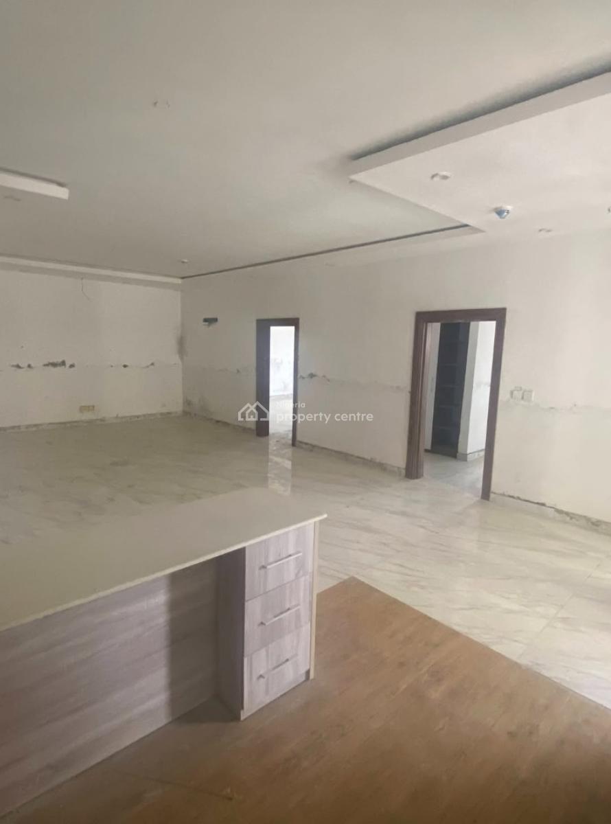 Fully Serviced 2 Bedroom Flat, Periwinkle Estate, Lekki Phase 1, Lekki, Lagos, Flat / Apartment for Rent