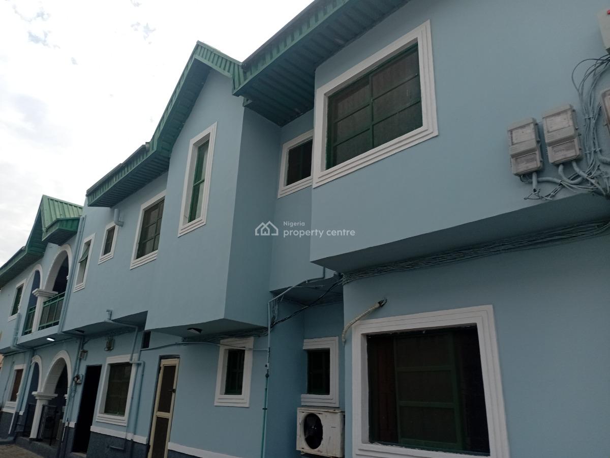 3bed 2 in a Compound Private Staircase, Maplewood Estate, Oko-oba, Agege, Lagos, Flat / Apartment for Rent