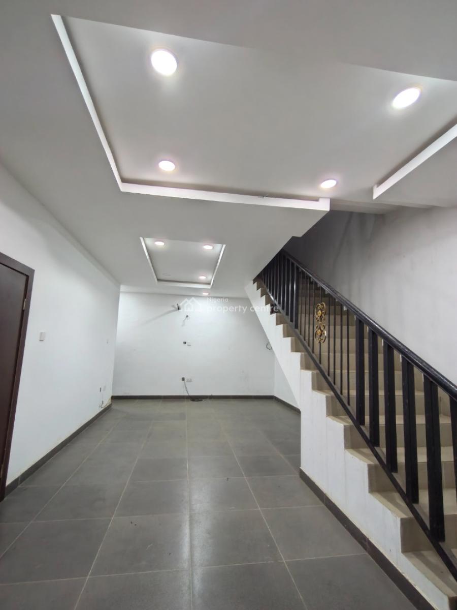 Smart Spacious 3 Bedrooms  Duplex with Good Power Supply, in Estate with 24/7 Power Supply at Abraham Adesanya Axis Ajah Lagos., Ajah, Lagos, Semi-detached Duplex for Rent