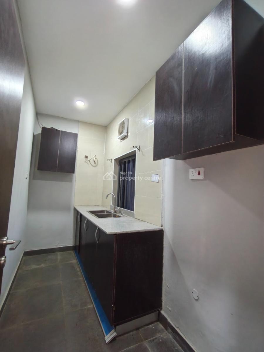 Smart Spacious 3 Bedrooms  Duplex with Good Power Supply, in Estate with 24/7 Power Supply at Abraham Adesanya Axis Ajah Lagos., Ajah, Lagos, Semi-detached Duplex for Rent