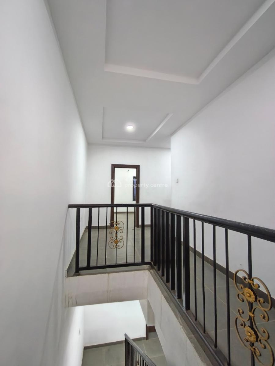 Smart Spacious 3 Bedrooms  Duplex with Good Power Supply, in Estate with 24/7 Power Supply at Abraham Adesanya Axis Ajah Lagos., Ajah, Lagos, Semi-detached Duplex for Rent