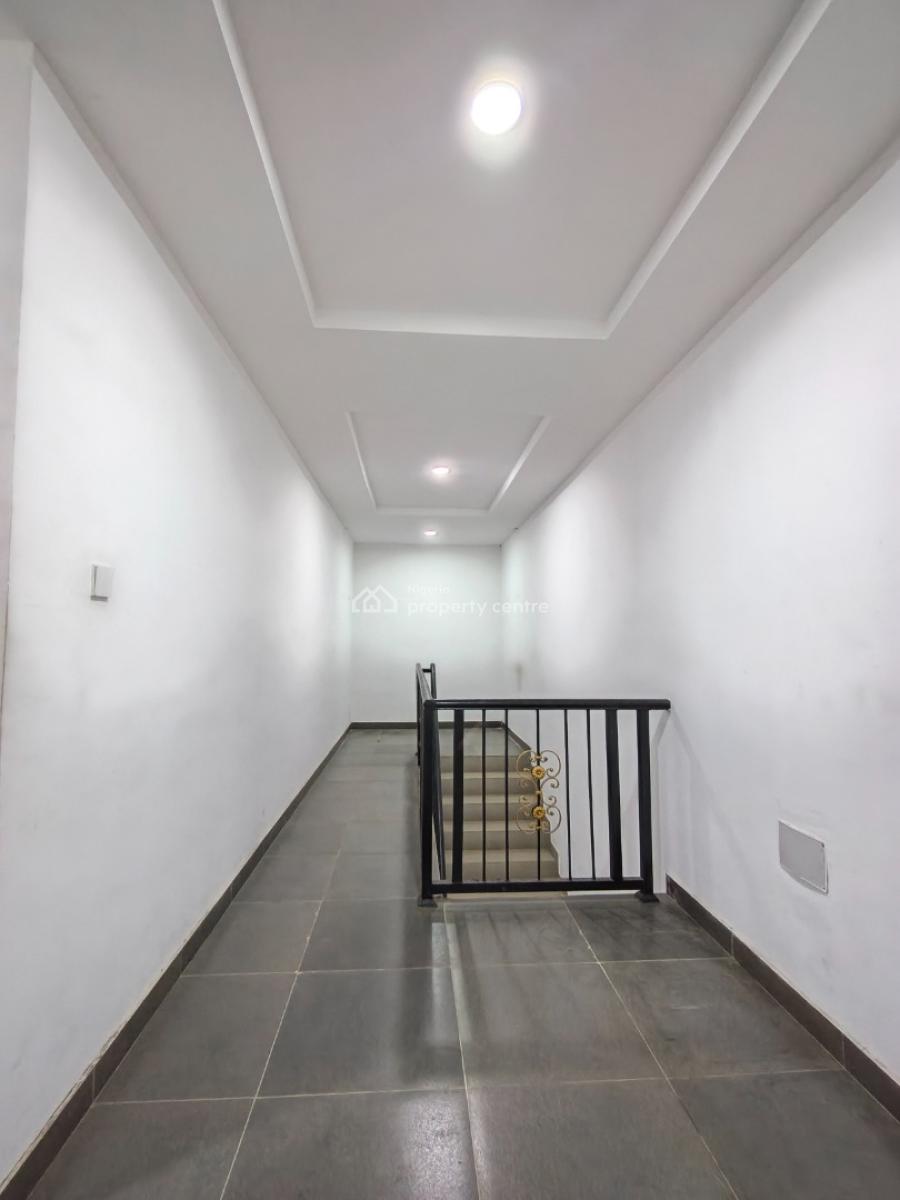 Smart Spacious 3 Bedrooms  Duplex with Good Power Supply, in Estate with 24/7 Power Supply at Abraham Adesanya Axis Ajah Lagos., Ajah, Lagos, Semi-detached Duplex for Rent