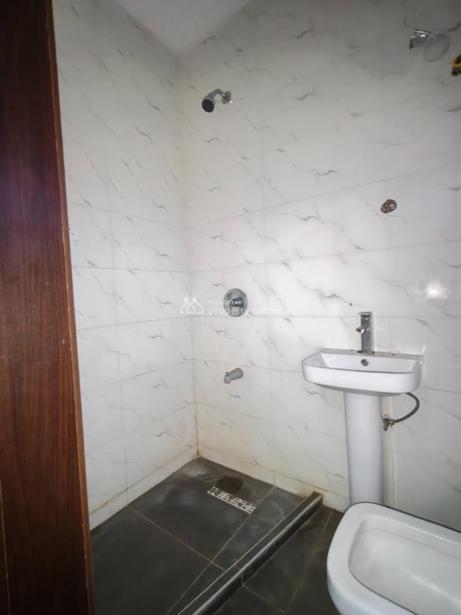 Smart Spacious 3 Bedrooms  Duplex with Good Power Supply, in Estate with 24/7 Power Supply at Abraham Adesanya Axis Ajah Lagos., Ajah, Lagos, Semi-detached Duplex for Rent