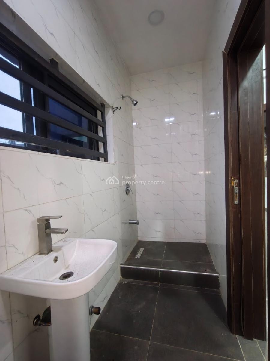 Smart Spacious 3 Bedrooms  Duplex with Good Power Supply, in Estate with 24/7 Power Supply at Abraham Adesanya Axis Ajah Lagos., Ajah, Lagos, Semi-detached Duplex for Rent