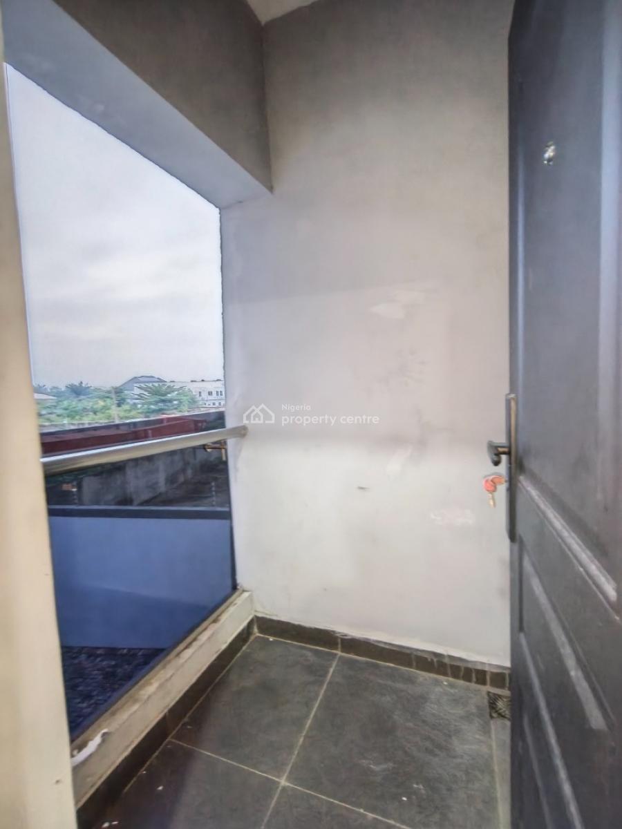 Smart Spacious 3 Bedrooms  Duplex with Good Power Supply, in Estate with 24/7 Power Supply at Abraham Adesanya Axis Ajah Lagos., Ajah, Lagos, Semi-detached Duplex for Rent