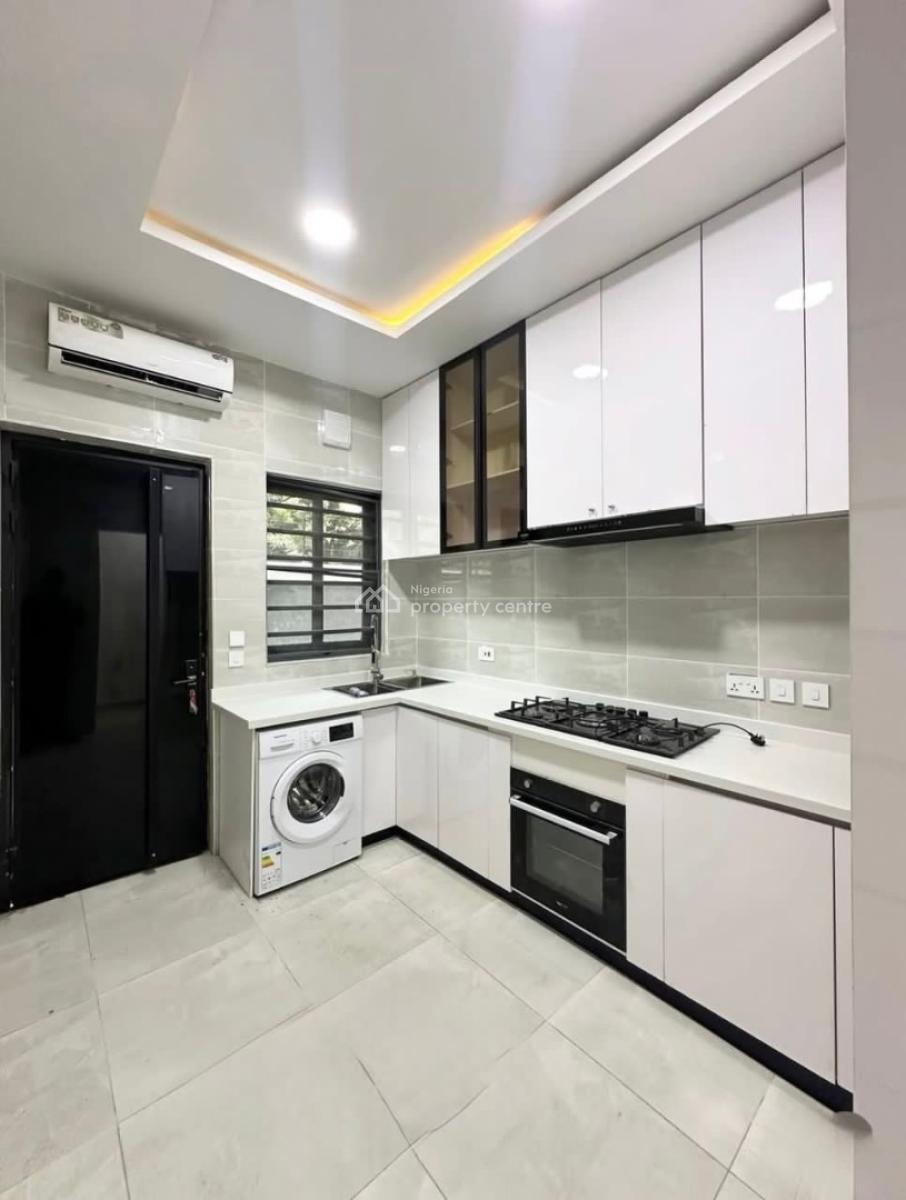 Luxury and Premium Built, Lekki Phase 1, Lekki, Lagos, Flat / Apartment for Rent