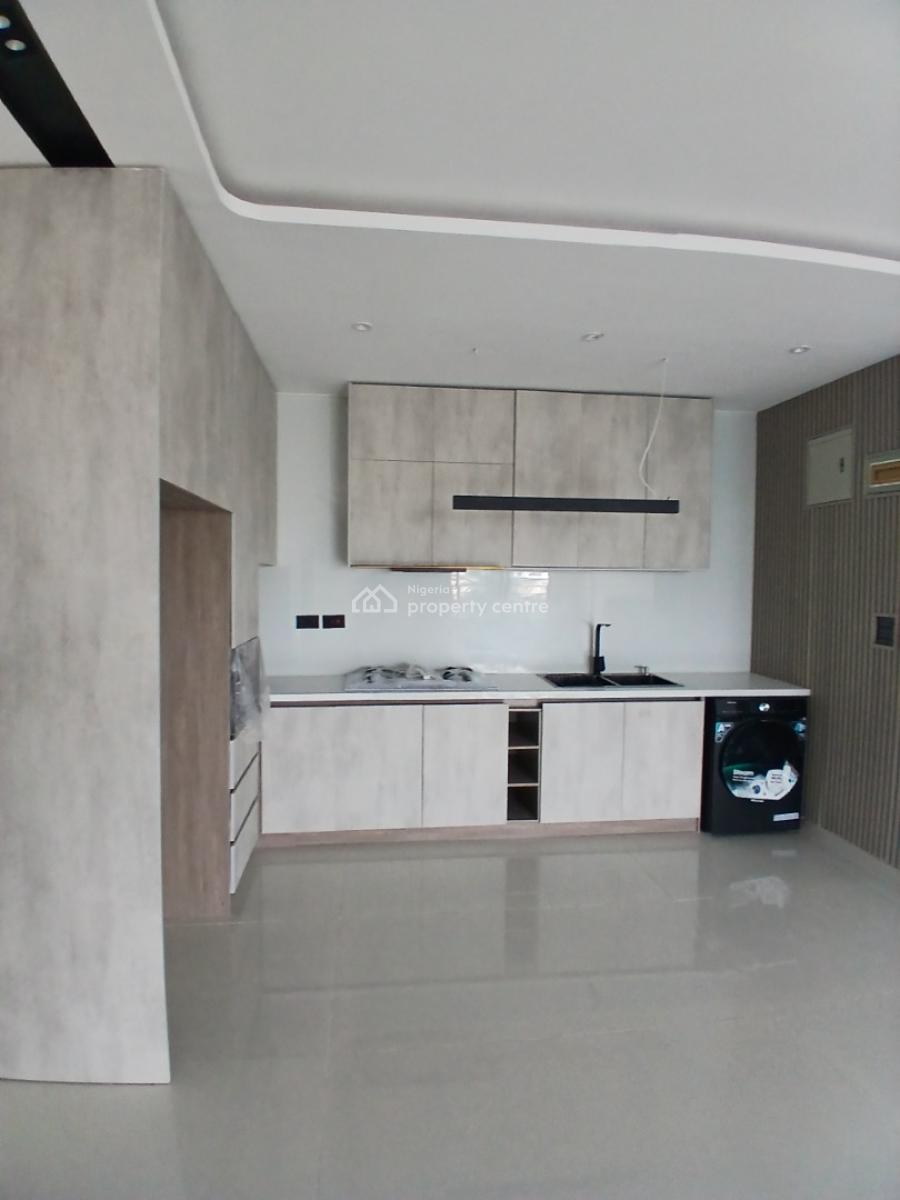 2, Lekki Phase 1, Lekki, Lagos, Flat / Apartment for Rent