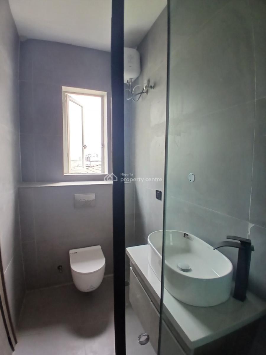 2, Lekki Phase 1, Lekki, Lagos, Flat / Apartment for Rent