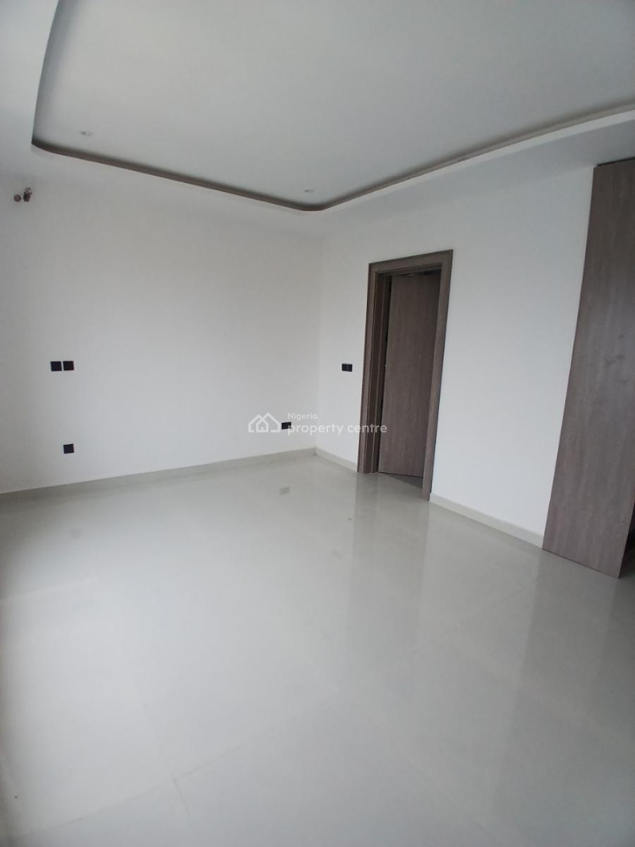 2, Lekki Phase 1, Lekki, Lagos, Flat / Apartment for Rent