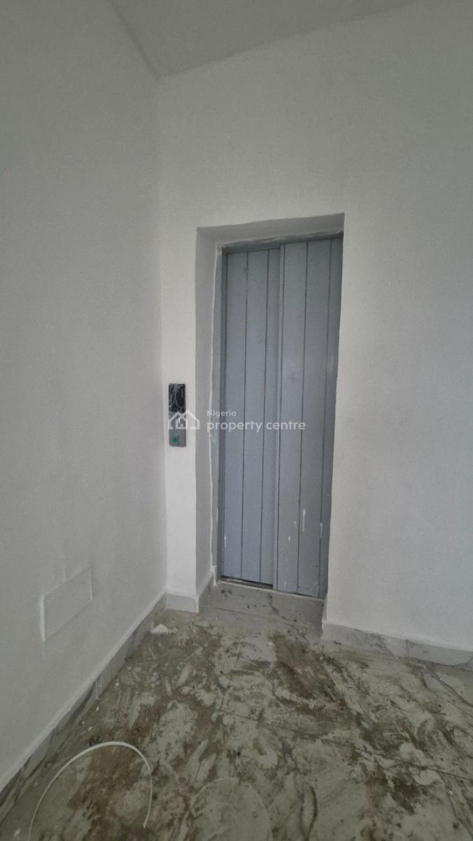 Direct Luxurious 3bedroom Penthouse with Bq, Swim Pool, Gym, Gra Ikeja, Off Issac John Street Gra Ikeja, Ikeja Gra, Ikeja, Lagos, Flat / Apartment for Sale