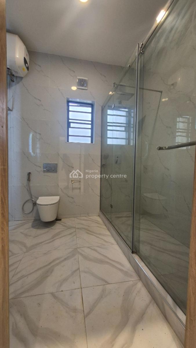 Direct Luxurious 3bedroom Penthouse with Bq, Swim Pool, Gym, Gra Ikeja, Off Issac John Street Gra Ikeja, Ikeja Gra, Ikeja, Lagos, Flat / Apartment for Sale