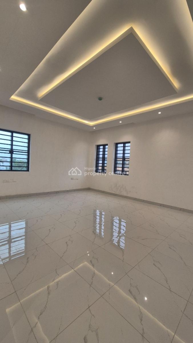 Direct Luxurious 3bedroom Penthouse with Bq, Swim Pool, Gym, Gra Ikeja, Off Issac John Street Gra Ikeja, Ikeja Gra, Ikeja, Lagos, Flat / Apartment for Sale