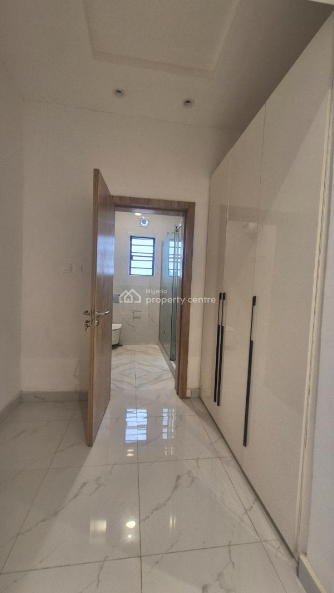 Direct Luxurious 3bedroom Penthouse with Bq, Swim Pool, Gym, Gra Ikeja, Off Issac John Street Gra Ikeja, Ikeja Gra, Ikeja, Lagos, Flat / Apartment for Sale