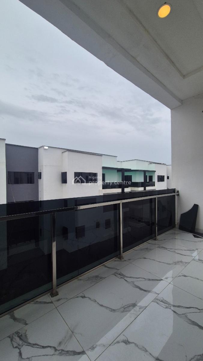 Direct Luxurious 3bedroom Penthouse with Bq, Swim Pool, Gym, Gra Ikeja, Off Issac John Street Gra Ikeja, Ikeja Gra, Ikeja, Lagos, Flat / Apartment for Sale