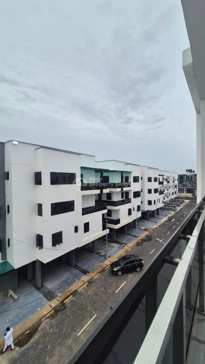 Direct Luxurious 4 Bedroom Penthouse with Bq, Sw/p, Gym at Gra Ikeja., Off Issac John Street Gra Ikeja, Ikeja Gra, Ikeja, Lagos, House for Sale