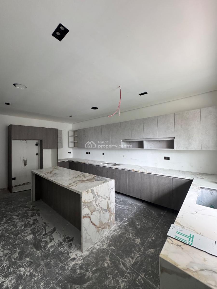Newly Built and Spacious Three (3) Bedroom Apartment, Ikoyi, Lagos, Flat / Apartment for Sale