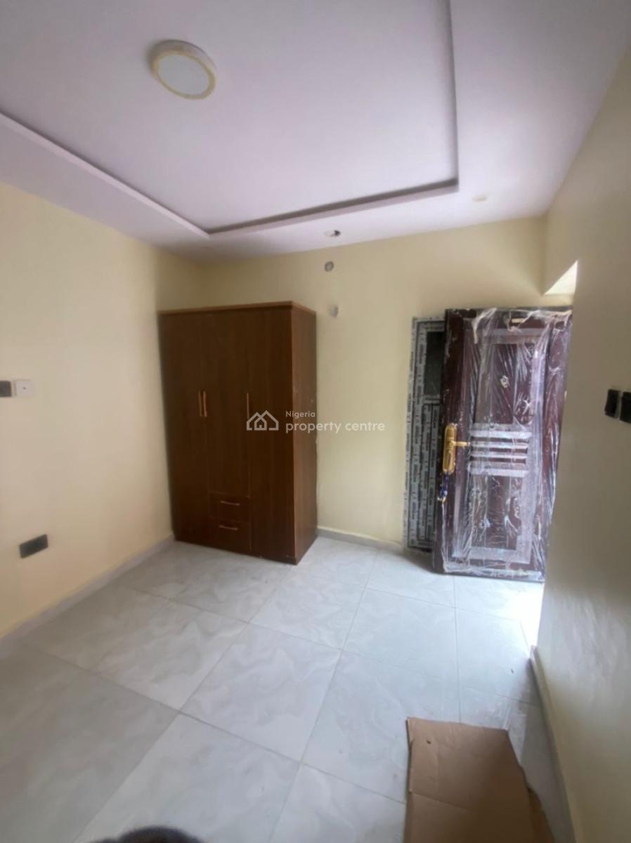 Standard Self Contained, Sangotedo, Ajah, Lagos, Self Contain (single Rooms) for Rent