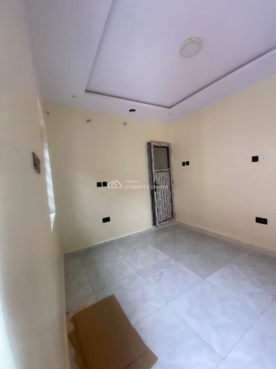 Standard Self Contained, Sangotedo, Ajah, Lagos, Self Contain (single Rooms) for Rent
