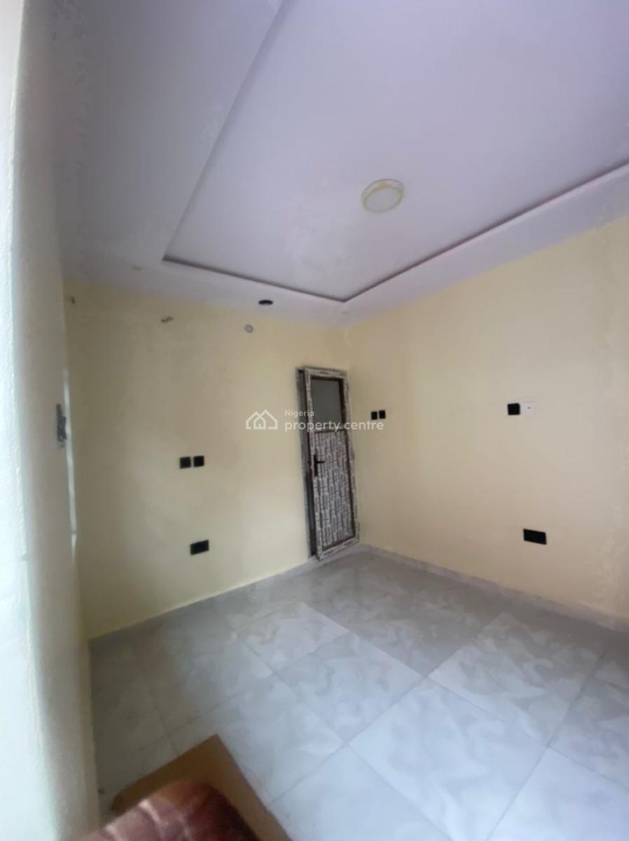 Standard Self Contained, Sangotedo, Ajah, Lagos, Self Contain (single Rooms) for Rent