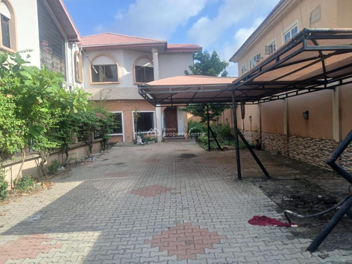 a 4 Bedroom Semi-detached House with a Room Bq, Lekki Phase 1, Lekki, Lagos, Semi-detached Duplex for Rent