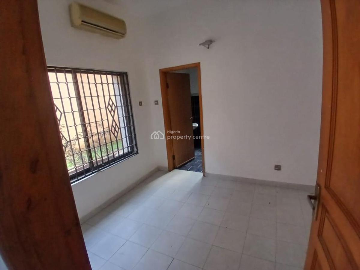 a 4 Bedroom Semi-detached House with a Room Bq, Lekki Phase 1, Lekki, Lagos, Semi-detached Duplex for Rent