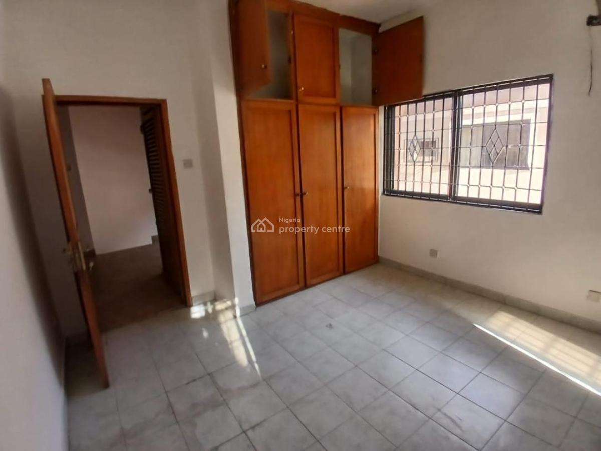 a 4 Bedroom Semi-detached House with a Room Bq, Lekki Phase 1, Lekki, Lagos, Semi-detached Duplex for Rent