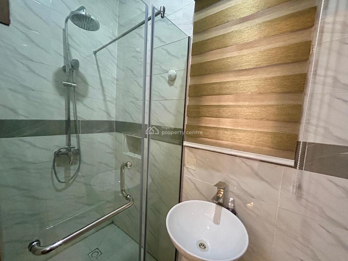 3 Bedroom Apartment with Snooker, Lekki, Lagos, Flat / Apartment Short Let