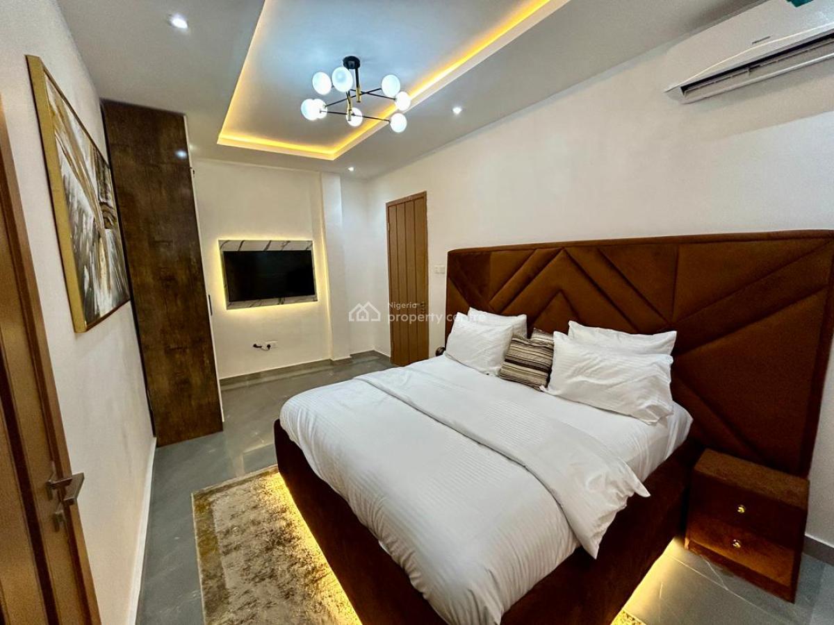 3 Bedroom Apartment with Snooker, Lekki, Lagos, Flat / Apartment Short Let