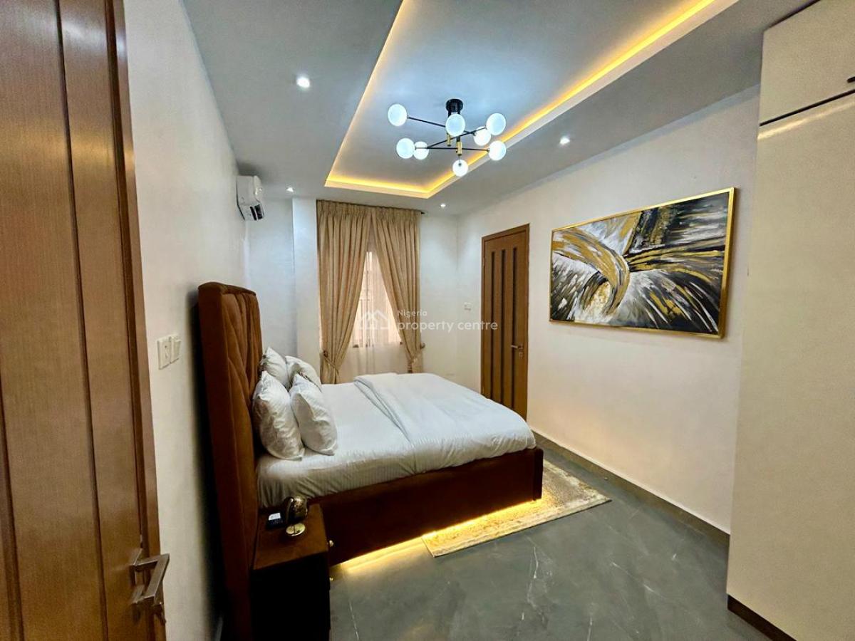 3 Bedroom Apartment with Snooker, Lekki, Lagos, Flat / Apartment Short Let