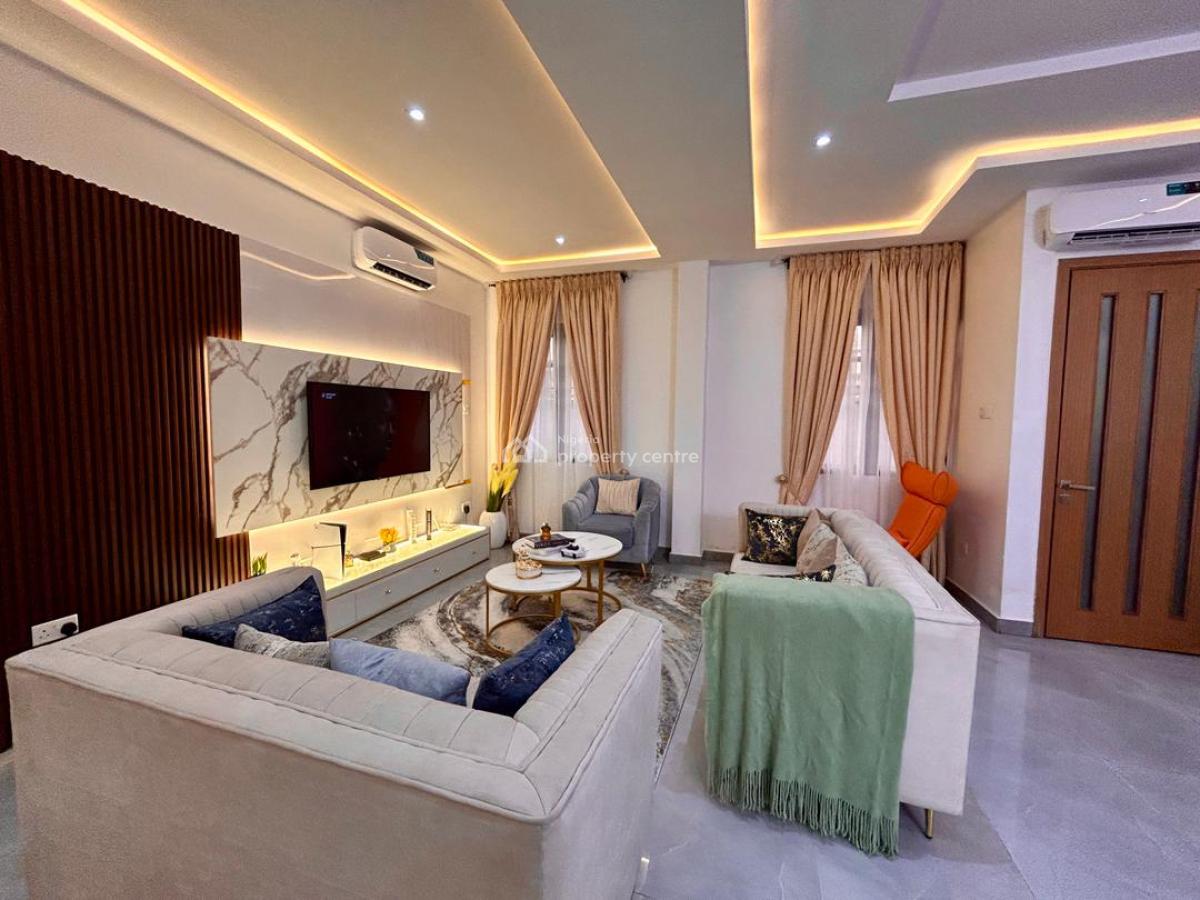 3 Bedroom Apartment with Snooker, Lekki, Lagos, Flat / Apartment Short Let