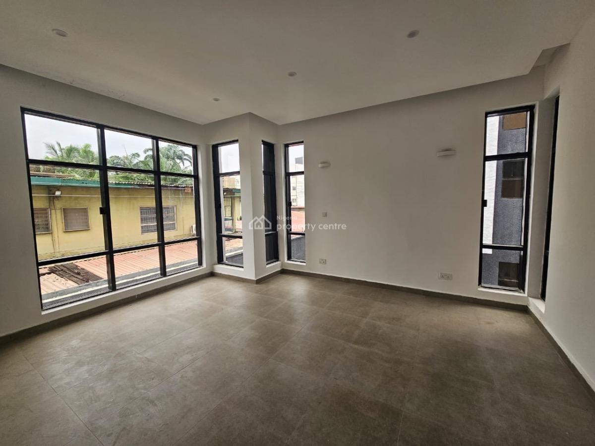 Luxury 4 Bedroom Serviced Terrace Duplex in a Mini Estate, Off Ahmadu Bello Way, Victoria Island (vi), Lagos, Semi-detached Duplex for Sale
