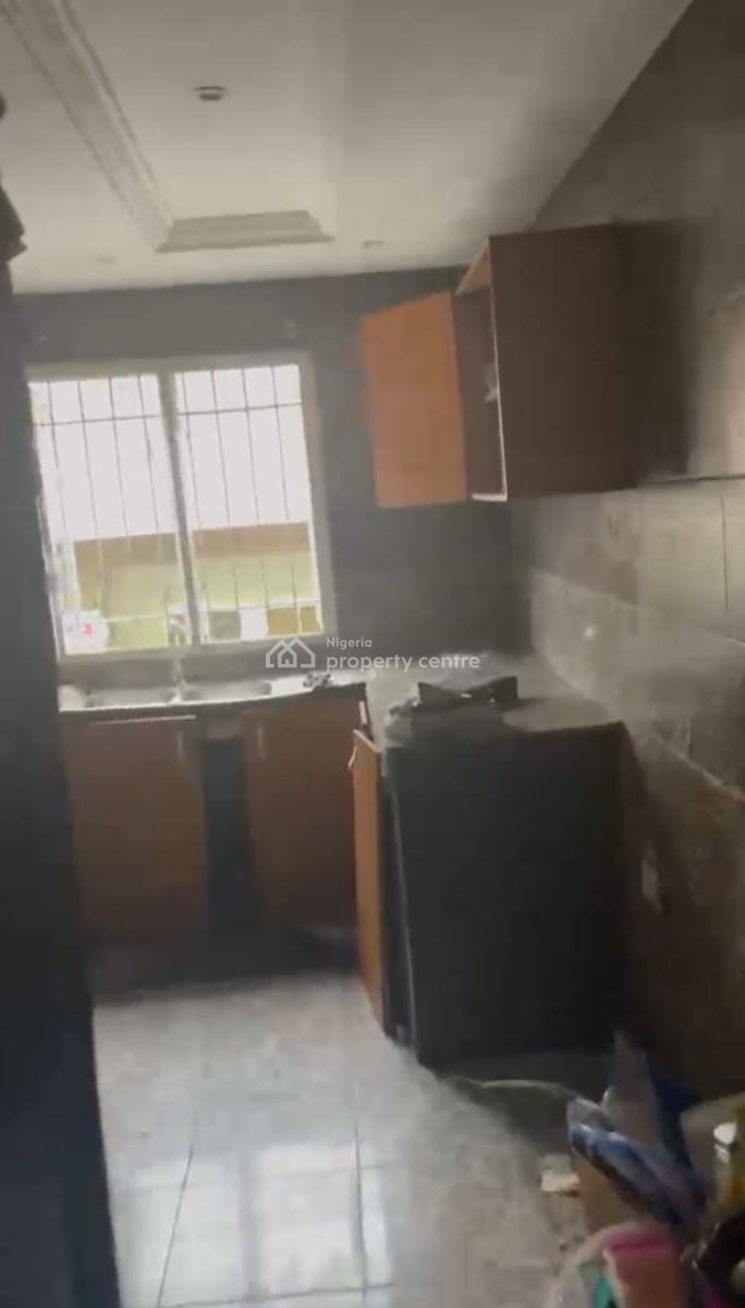Spacious 3-bedroom Apartment, Shangisha, Magodo, Lagos, House for Rent