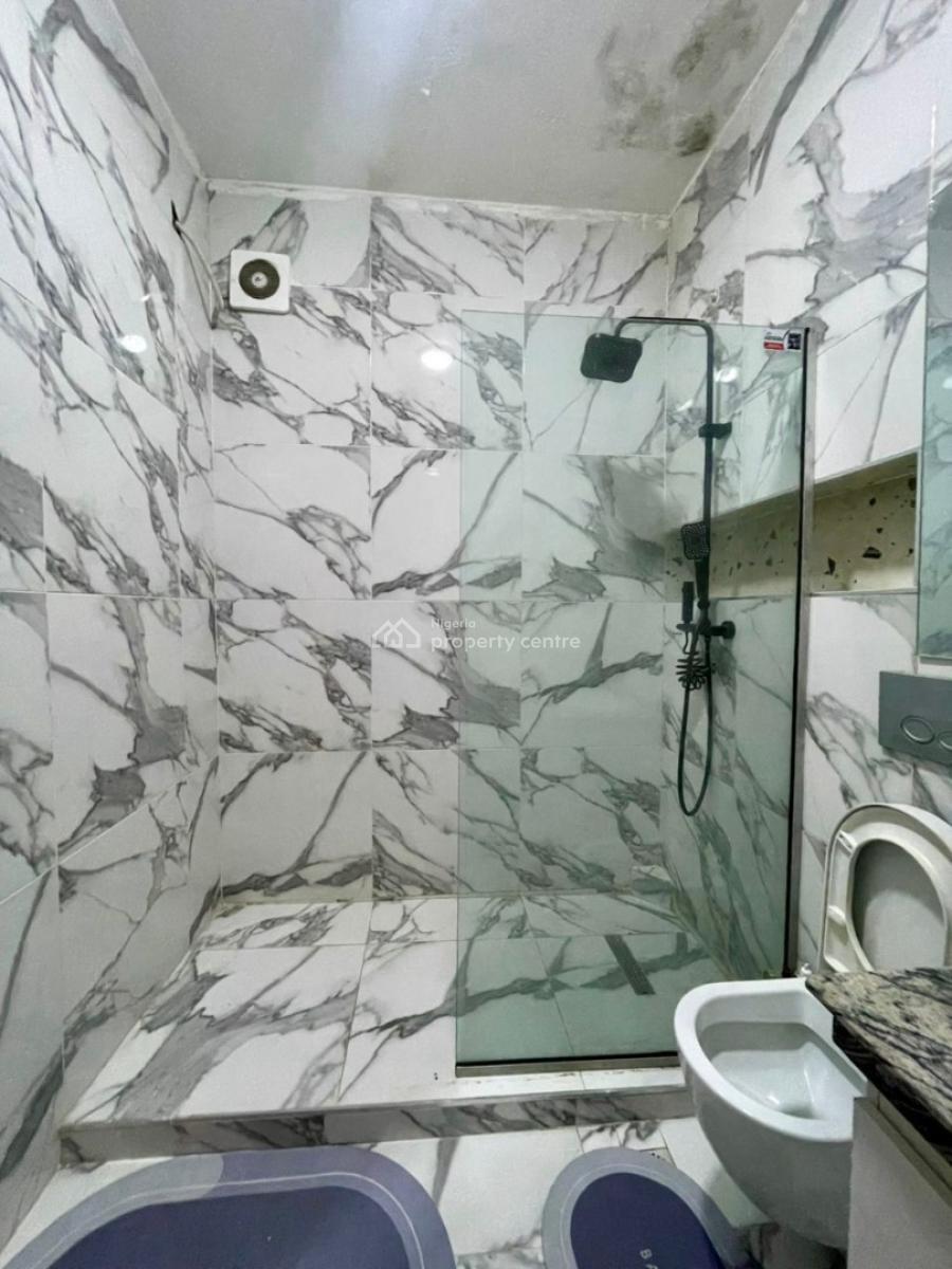 Nice 1 Bedroom Apartment, Shortlet in a Secured Area at Lekki Phase1 Lagos Nigeria, Lekki, Lagos, Flat / Apartment Short Let